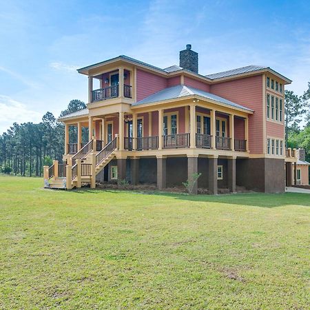 Secluded Home With Deck - Near Downtown Fitzgerald! ภายนอก รูปภาพ